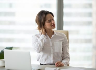 Cervicalgia: ecco come prevenire il mal di collo