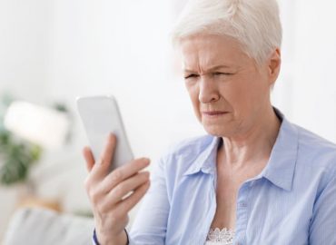 Presbiopia: cos'è e come affrontarla