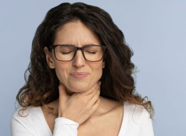 Noduli alle corde vocali: cause, sintomi e trattamenti