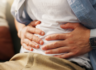 Megacolon tossico: cos’è, sintomi e trattamento di questa emergenza gastroenterologica