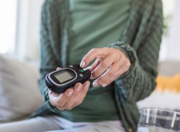 Picchi glicemici: cosa sono, perché evitarli e come prevenirli con l’alimentazione